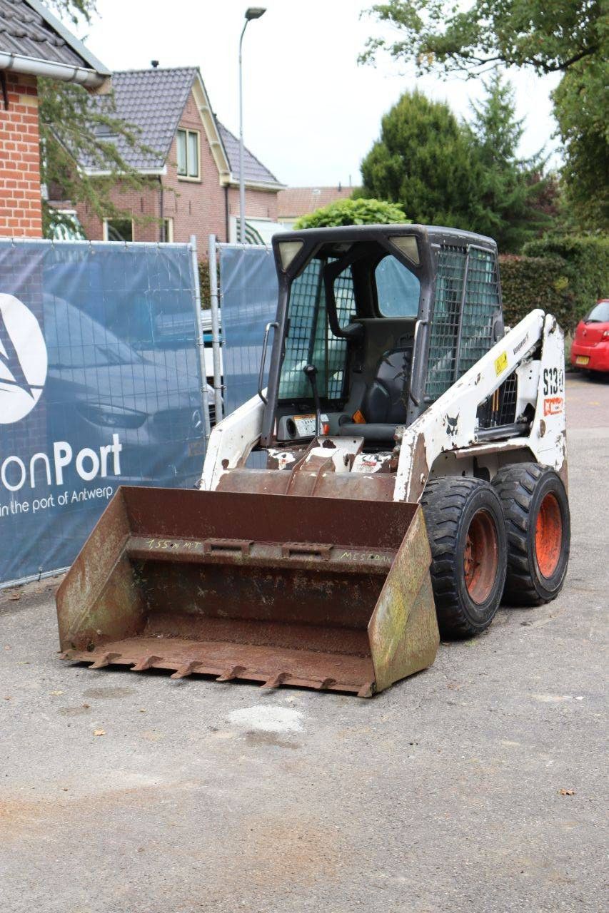 Schranklader Bobcat S130 Diesel 34kW