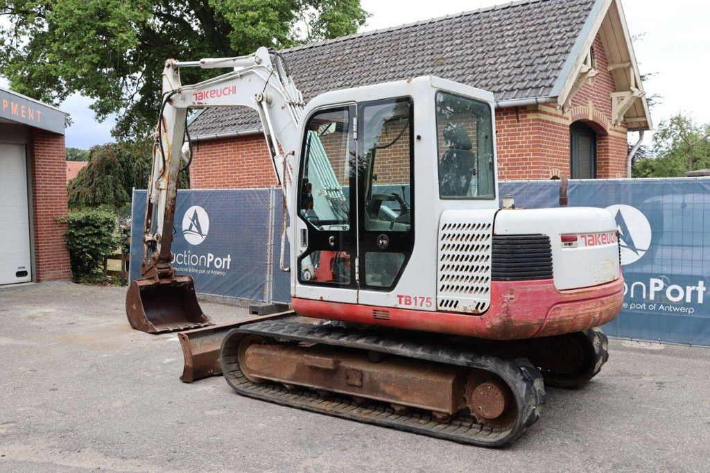 Rupsgraafmachine Takeuchi TB175 Diesel 43.5kW 2001