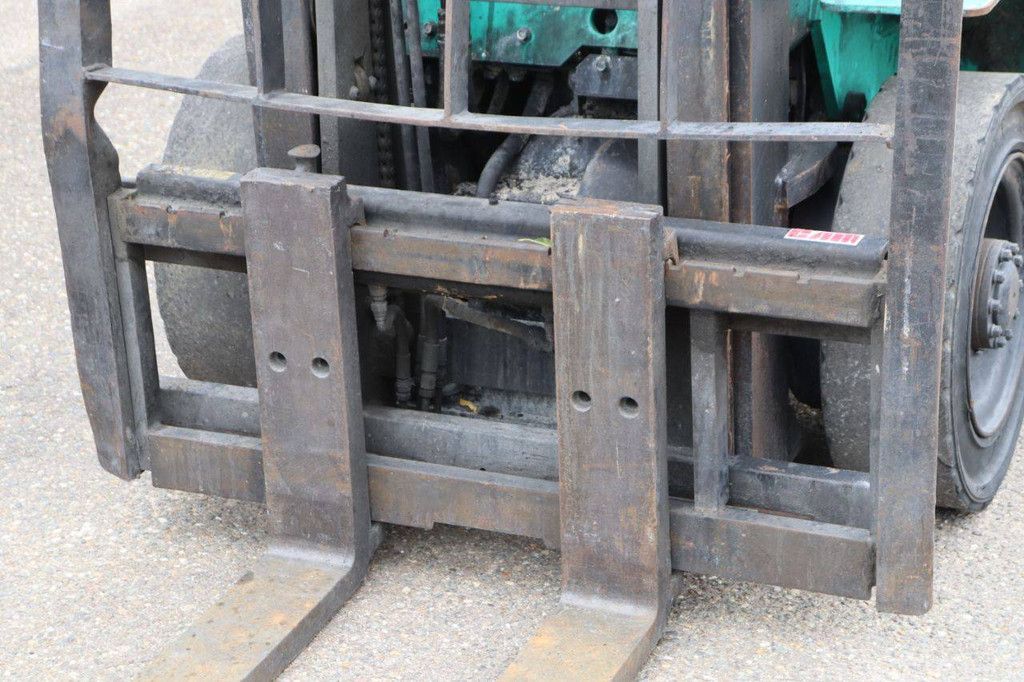 Heftruck Artison FG25 LPG 2500kg 5m 2003