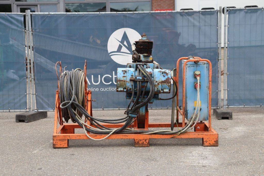 Sheet pile vibrator Tracto Technik Elotrak15 Electric 150bar 1983