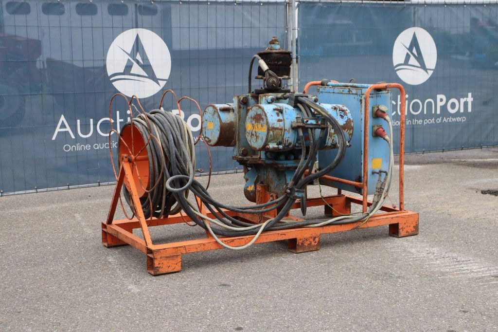 Sheet pile vibrator Tracto Technik Elotrak15 Electric 150bar 1983