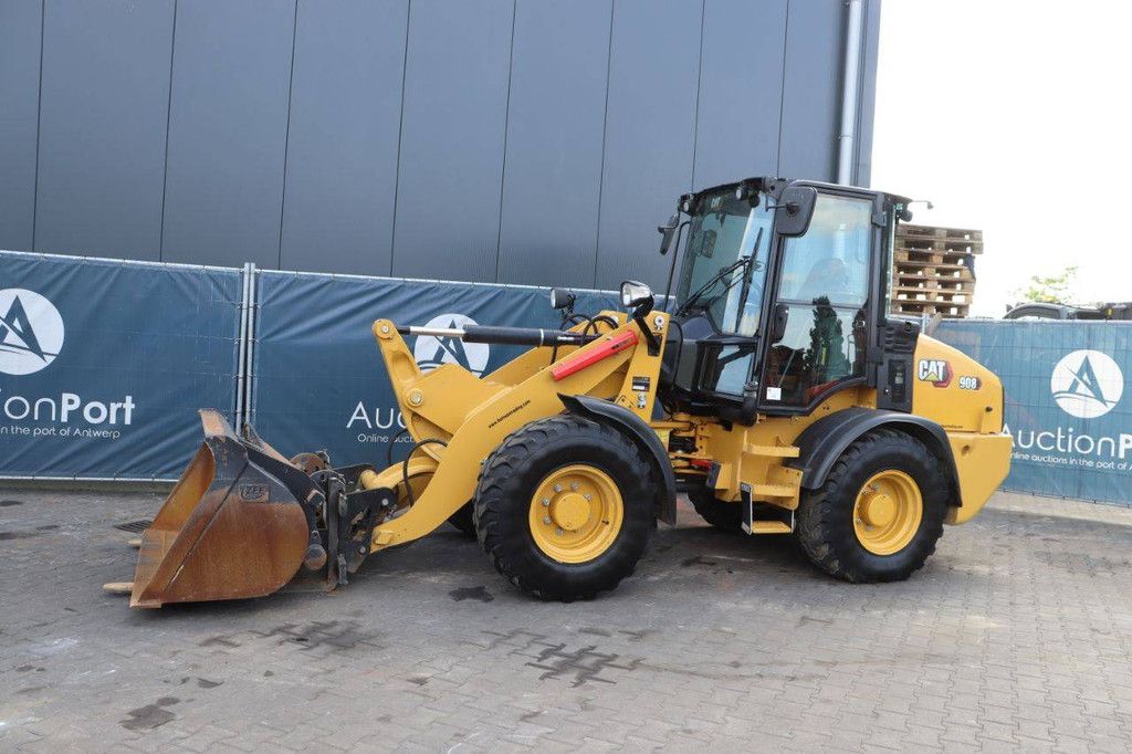 Wiellader Caterpillar 908 Diesel 2023