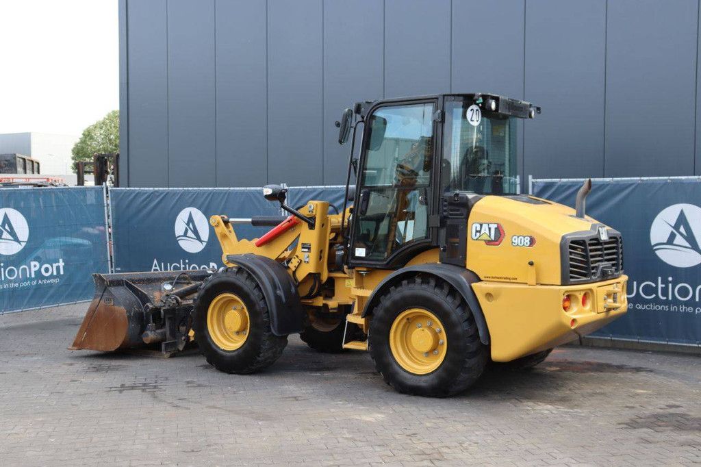 Wiellader Caterpillar 908 Diesel 2023