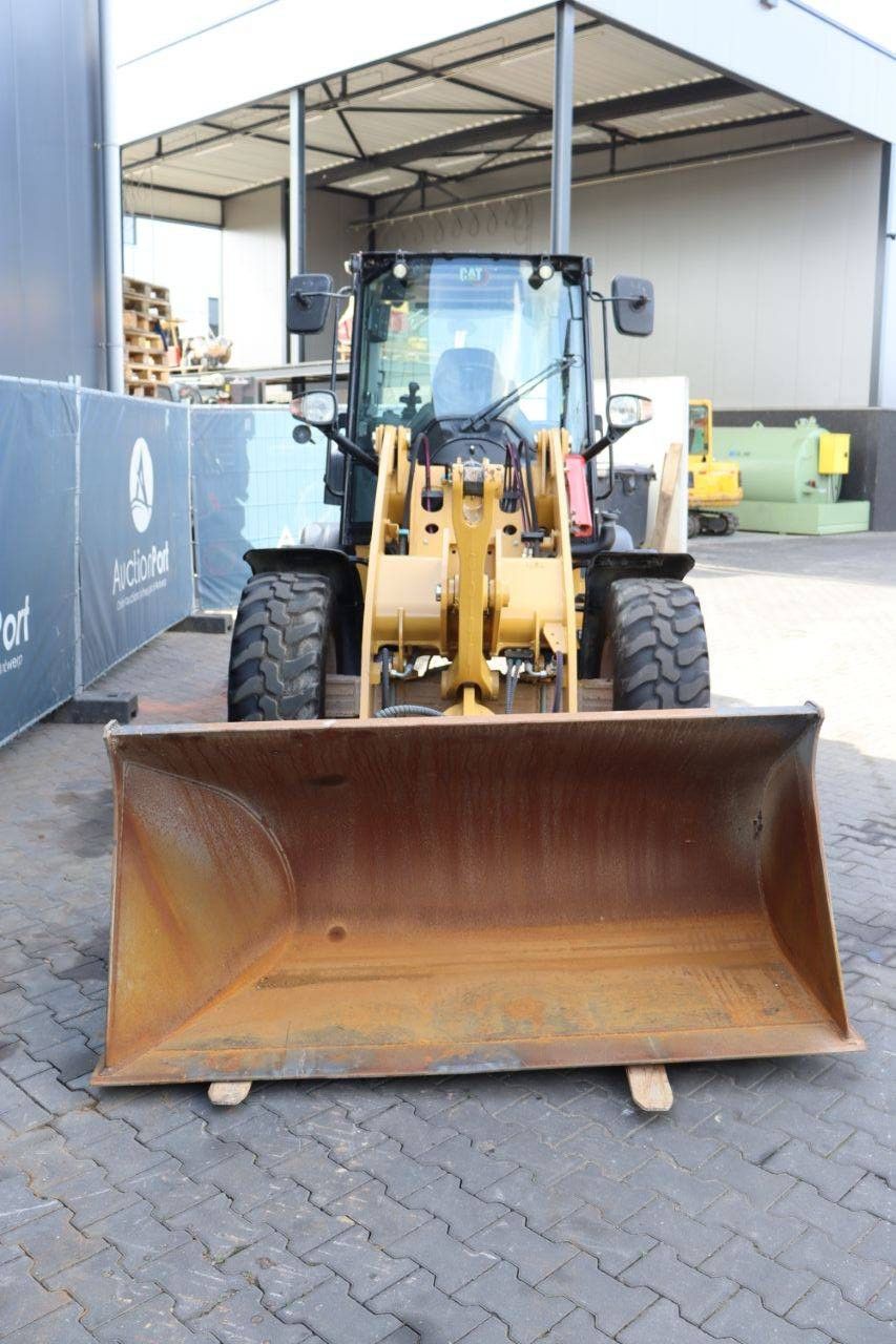 Wiellader Caterpillar 908 Diesel 2023