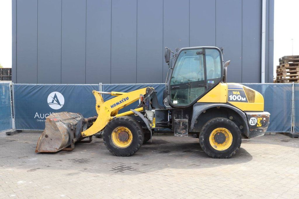 Wiellader Komatsu WA100M-6 Diesel 2012