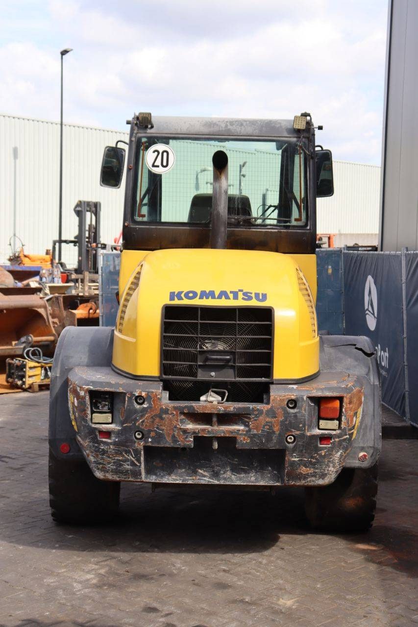 Wiellader Komatsu WA100M-6 Diesel 2012
