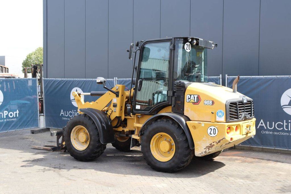 Wheel loader Caterpillar 908 Diesel 2023