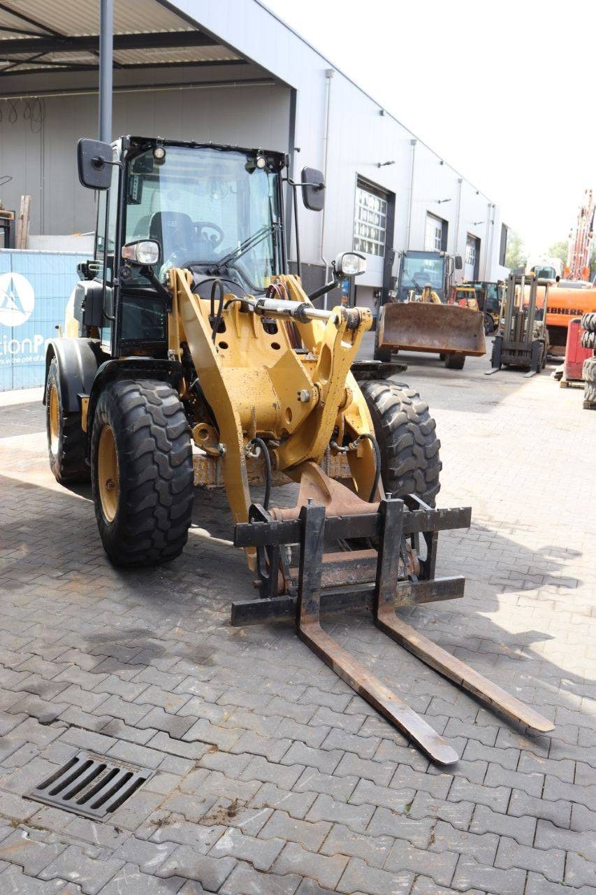Wheel loader Caterpillar 908 Diesel 2023