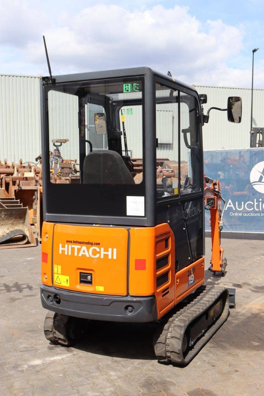 Minibagger Hitachi ZX19-6 CR Diesel 2023