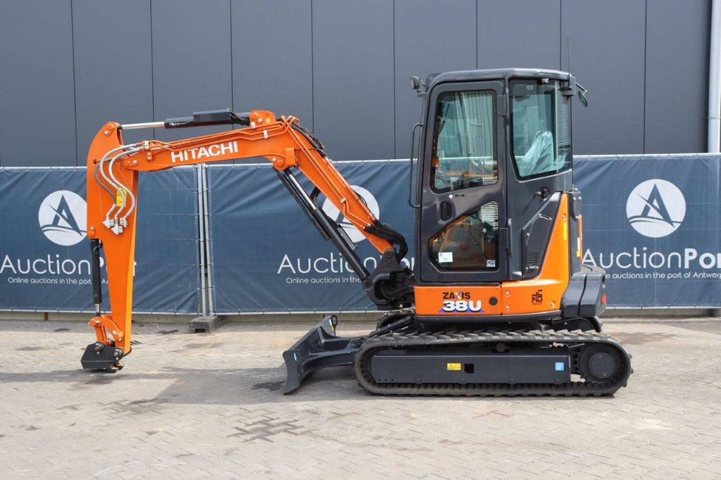 Rupsgraafmachine Hitachi ZX38U-6 CLR Diesel 2023 Nieuw Nieuw