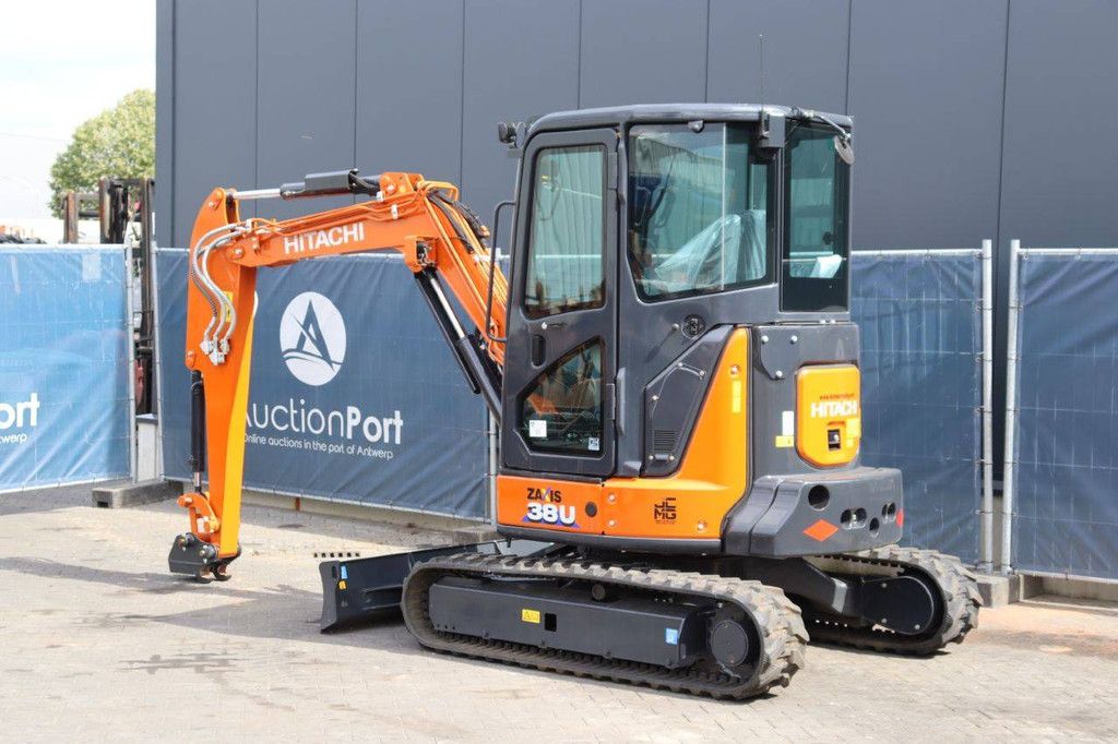 Rupsgraafmachine Hitachi ZX38U-6 CLR Diesel 2023 Nieuw Nieuw