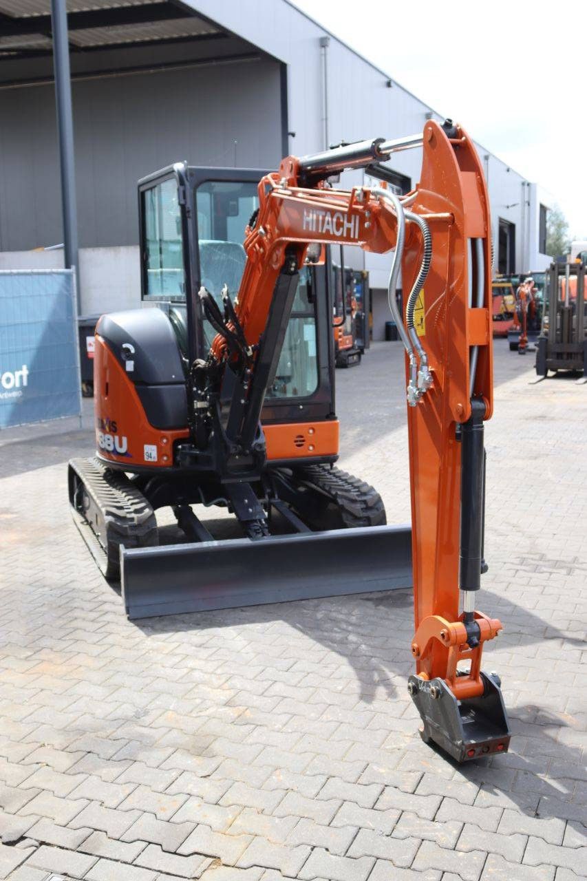Rupsgraafmachine Hitachi ZX38U-6 CLR Diesel 2023 Nieuw Nieuw