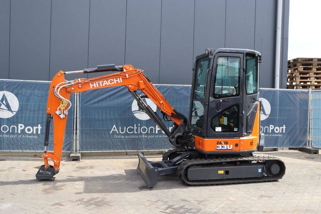 Rupsgraafmachine Hitachi ZX33U-6 CLR Diesel 2023 Nieuw