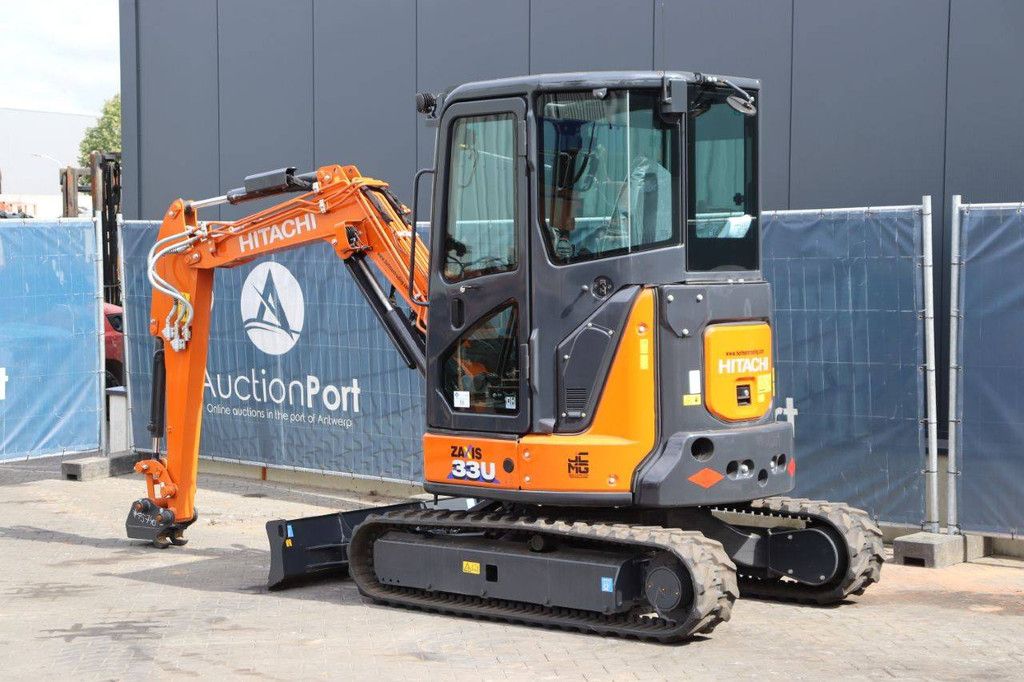 Rupsgraafmachine Hitachi ZX33U-6 CLR Diesel 2023 Nieuw