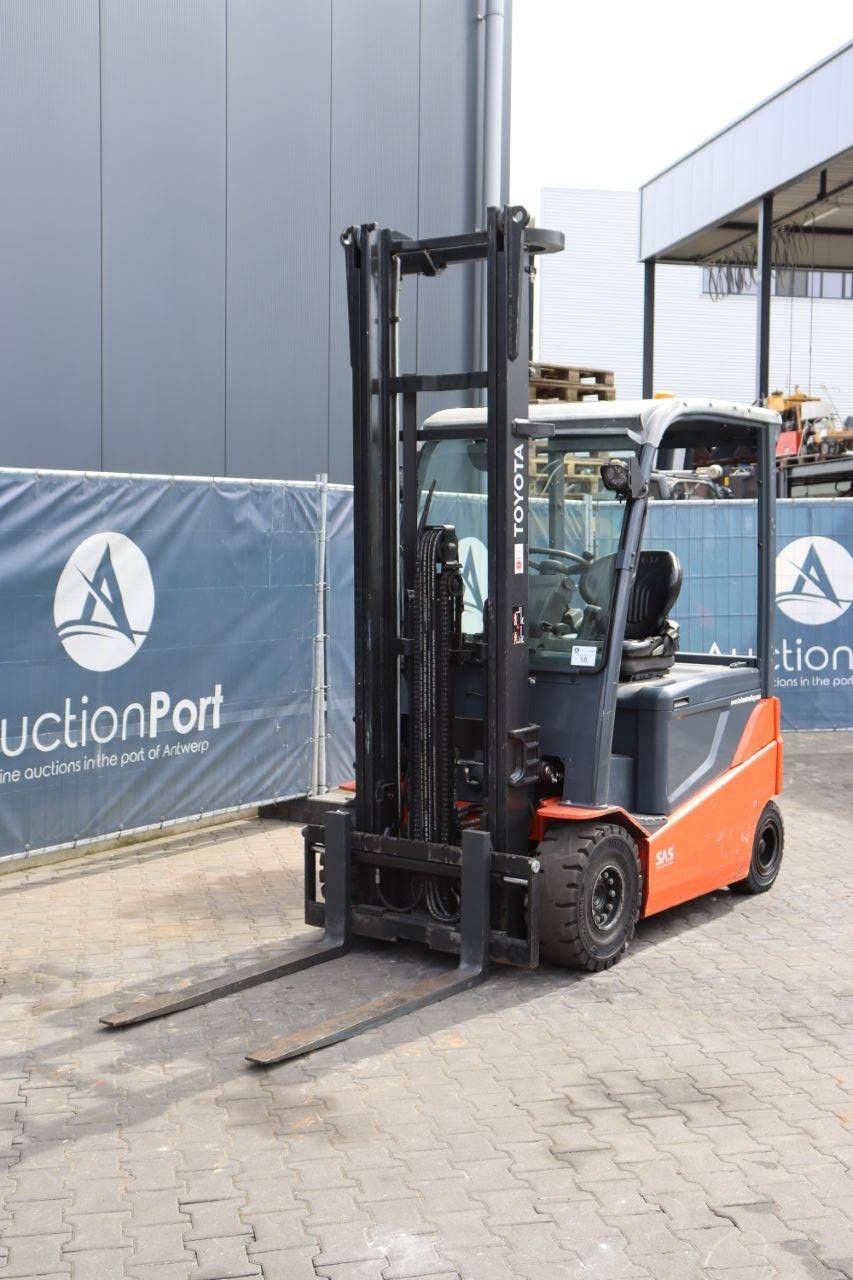 Heftruck Toyota 8FBMKT25 Elektrisch 2500kg 2015