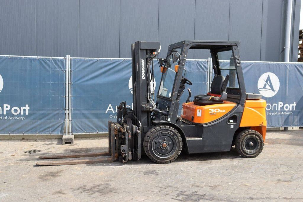 Heftruck Doosan D30GP Diesel 3000kg 4.71m 2020