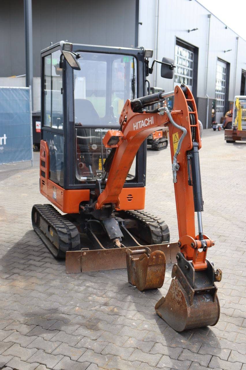 Minigraver Hitachi ZAXIS19-CR Diesel 2022