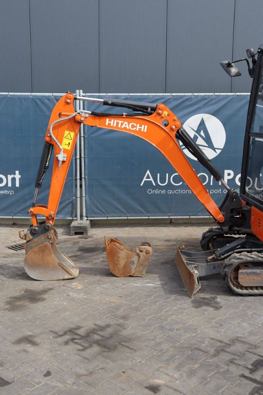 Minigraver Hitachi ZAXIS19-CR Diesel 2022