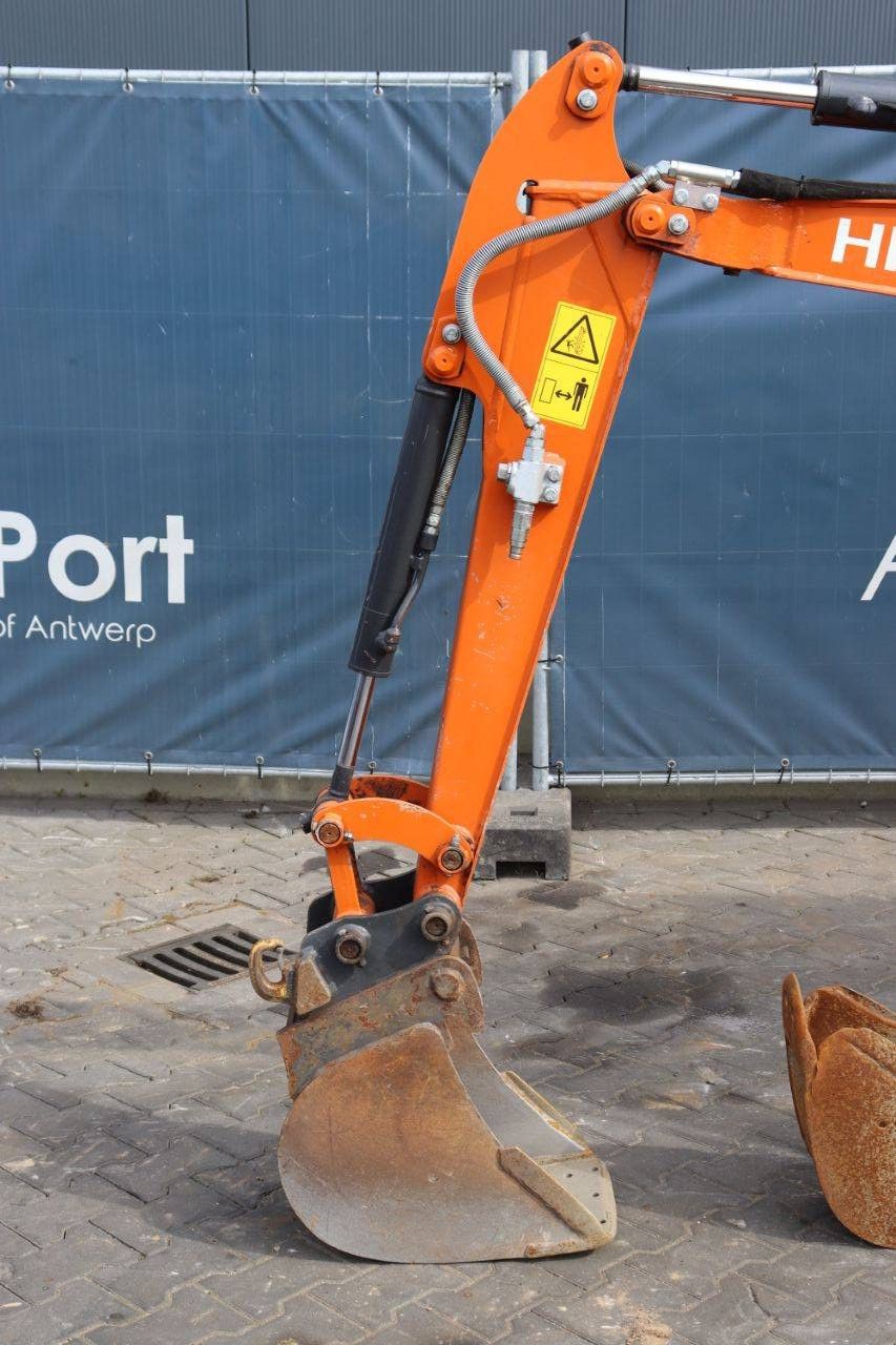 Minigraver Hitachi ZAXIS19-CR Diesel 2022