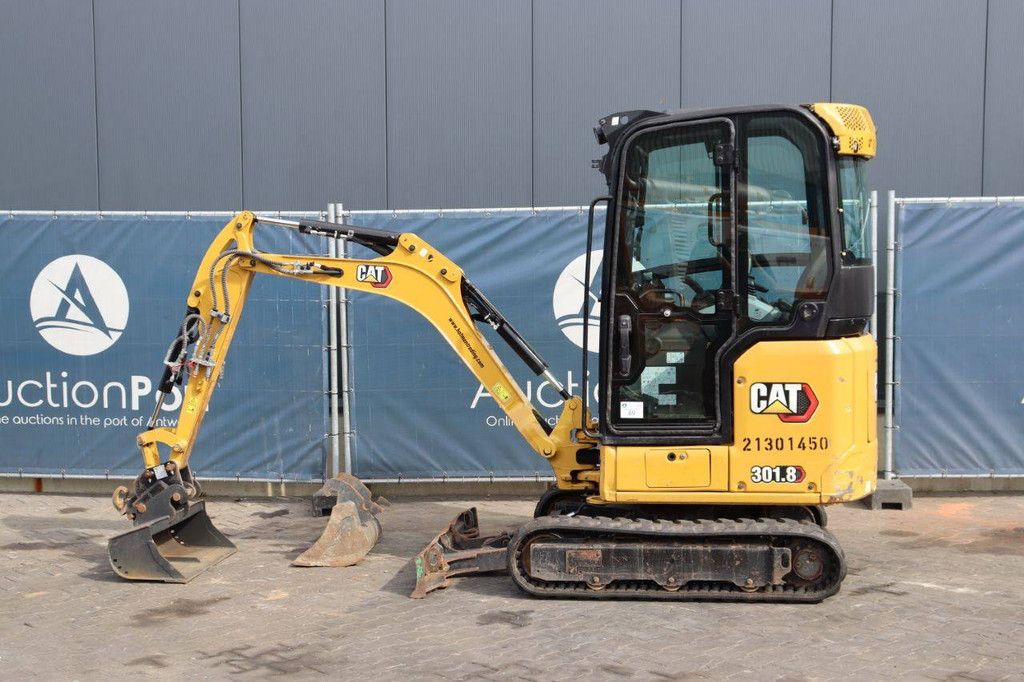 Rupsgraafmachine Caterillar 301.8 Diesel 2021
