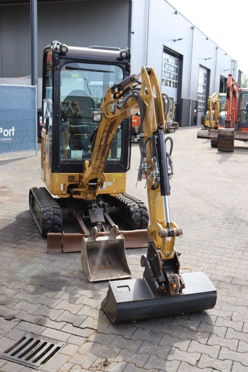 Rupsgraafmachine Caterillar 301.8 Diesel 2021