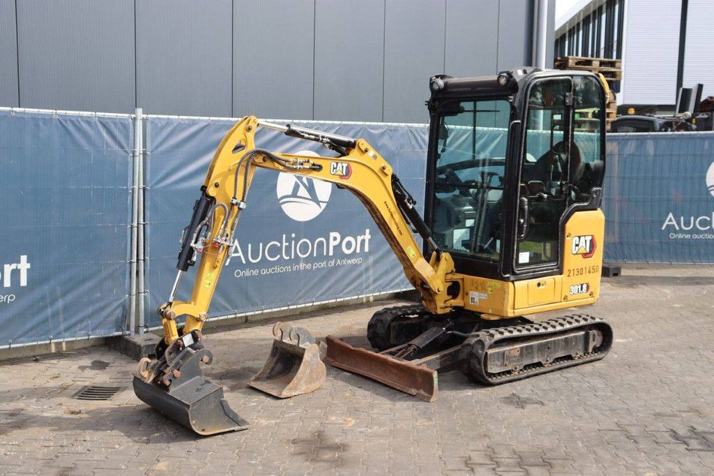 Rupsgraafmachine Caterillar 301.8 Diesel 2021