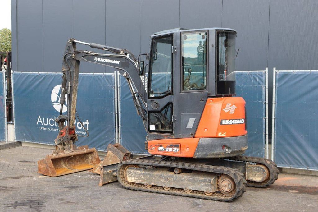 Rupsgraafmachine Eurocomach ES 35 ZT Diesel