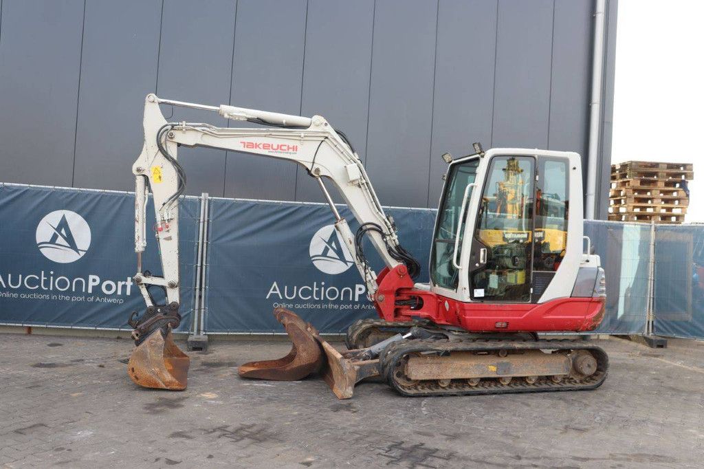 Rupsgraafmachine Takeuchi TB285 Diesel 2017