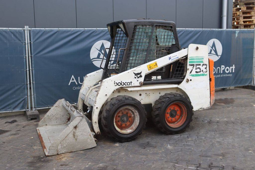 Schranklader Bobcat 753 Diesel 2000