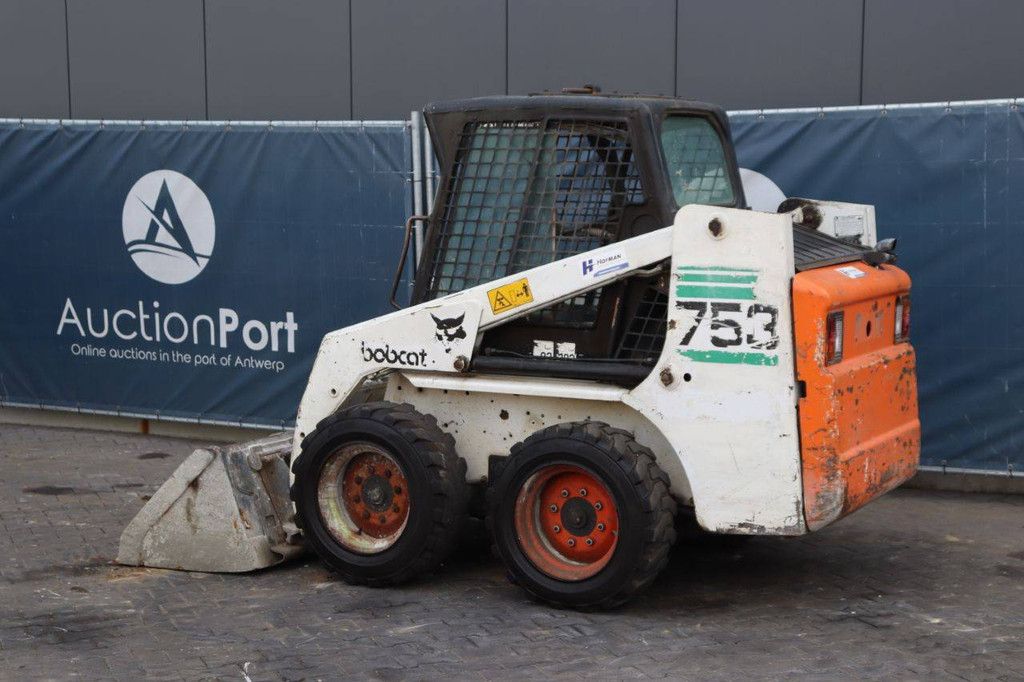 Schranklader Bobcat 753 Diesel 2000