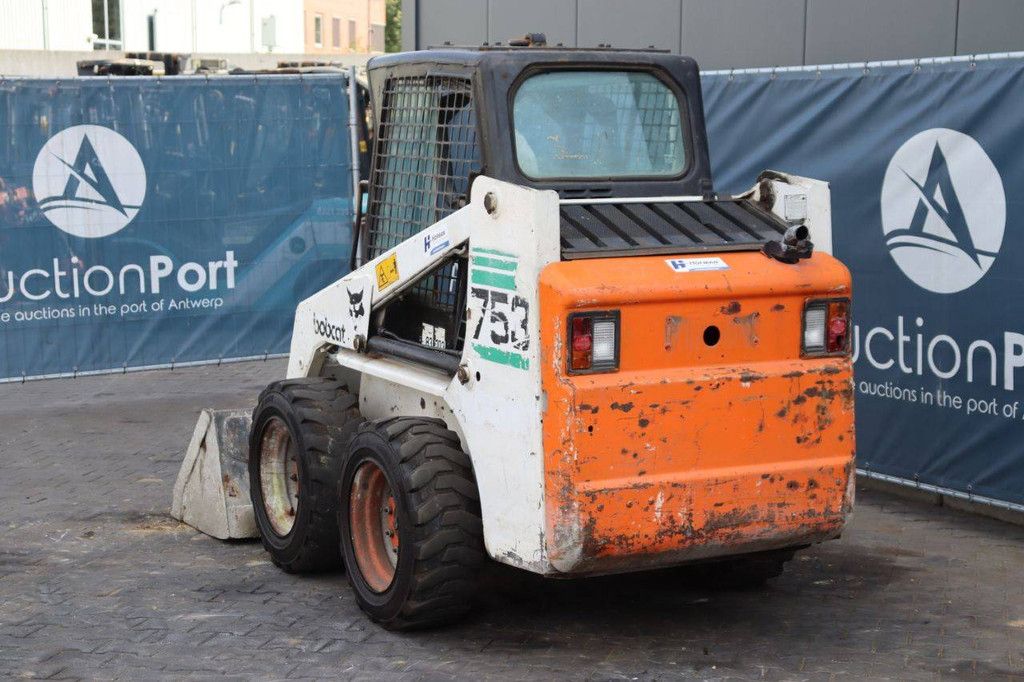 Schranklader Bobcat 753 Diesel 2000