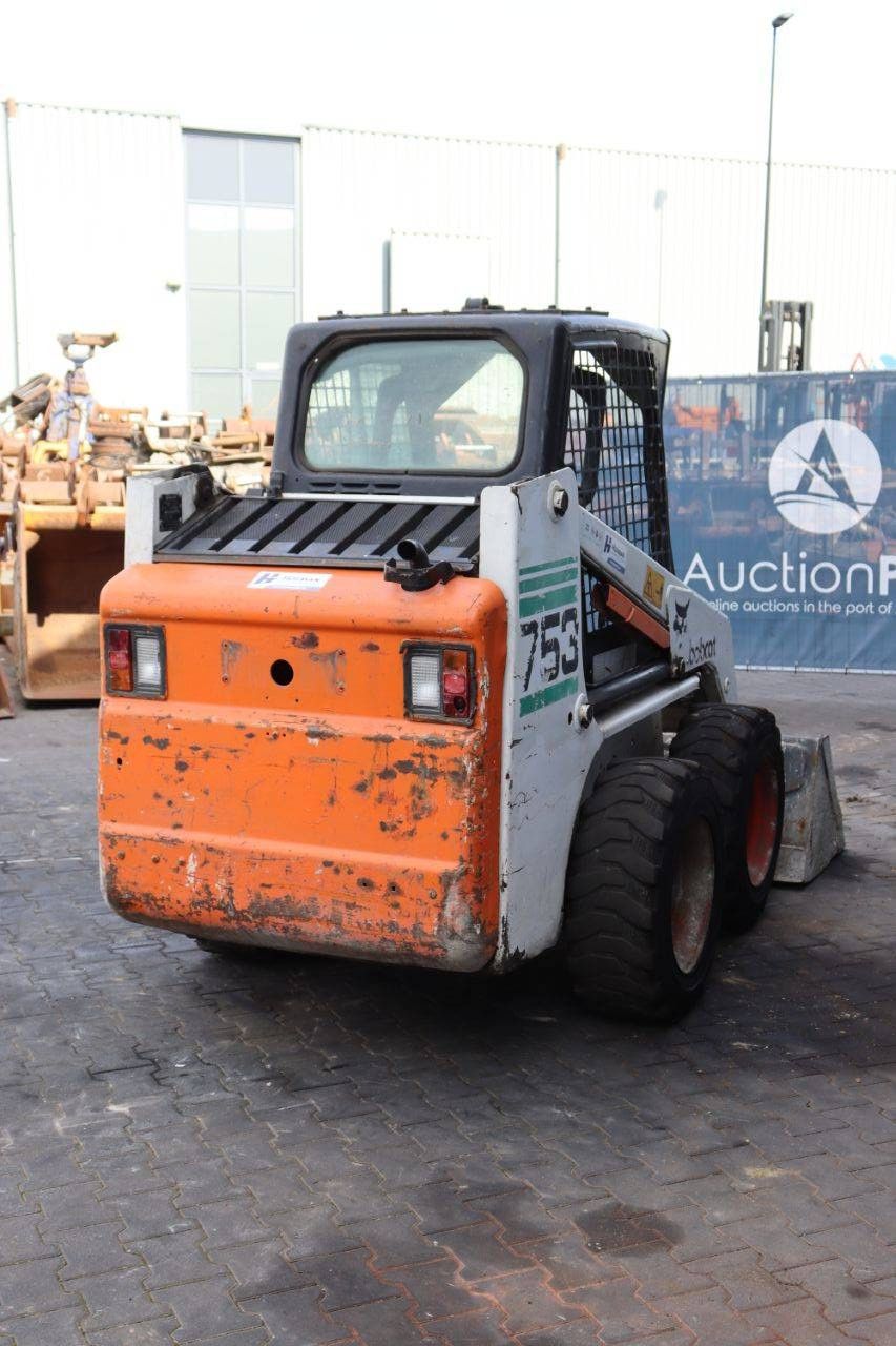Schranklader Bobcat 753 Diesel 2000