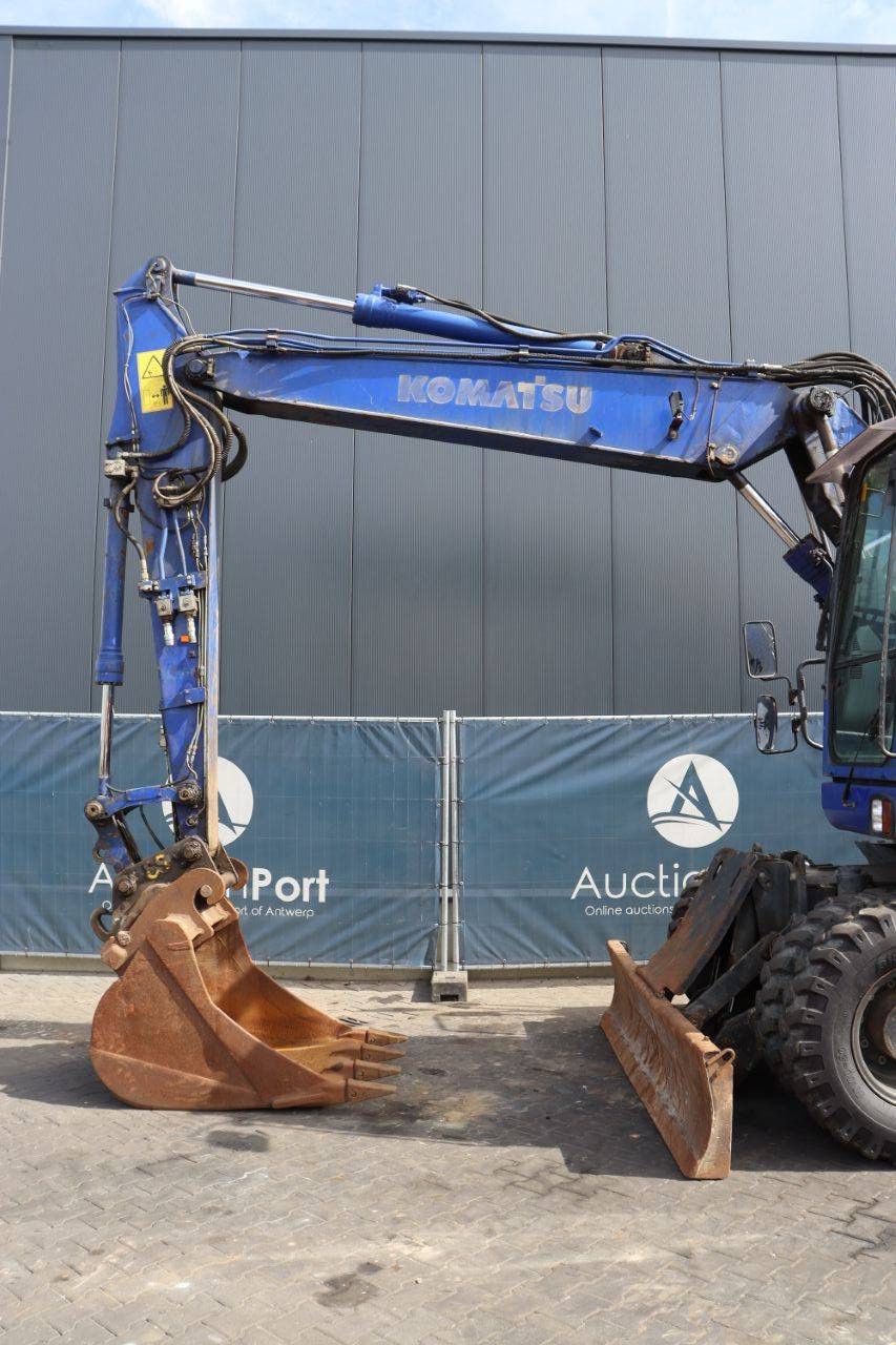 Mobilbagger Komatsu PW148-8 Diesel 2011