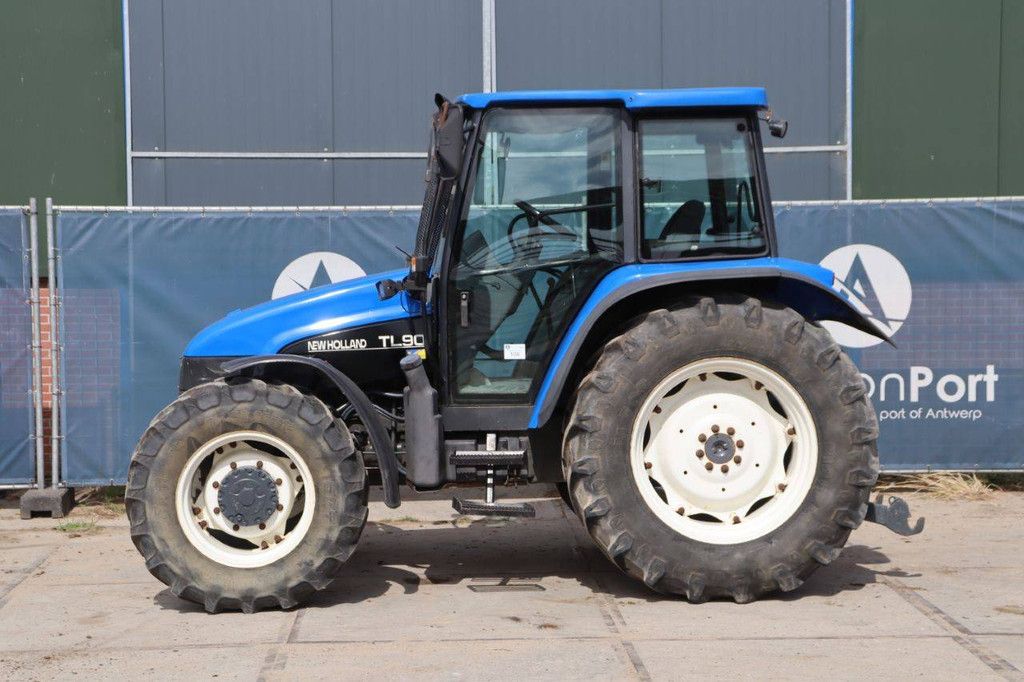 Traktor New Holland TL90 Diesel 67kW 2001