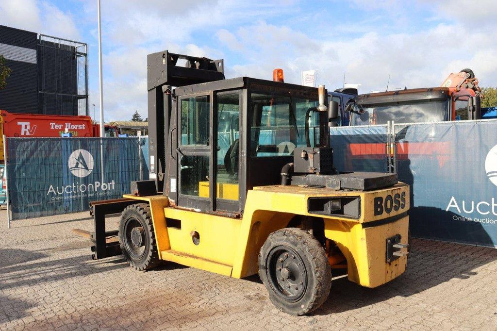 Ruw-terreinheftruck Boss C80/60D/M Diesel 8000kg 1993