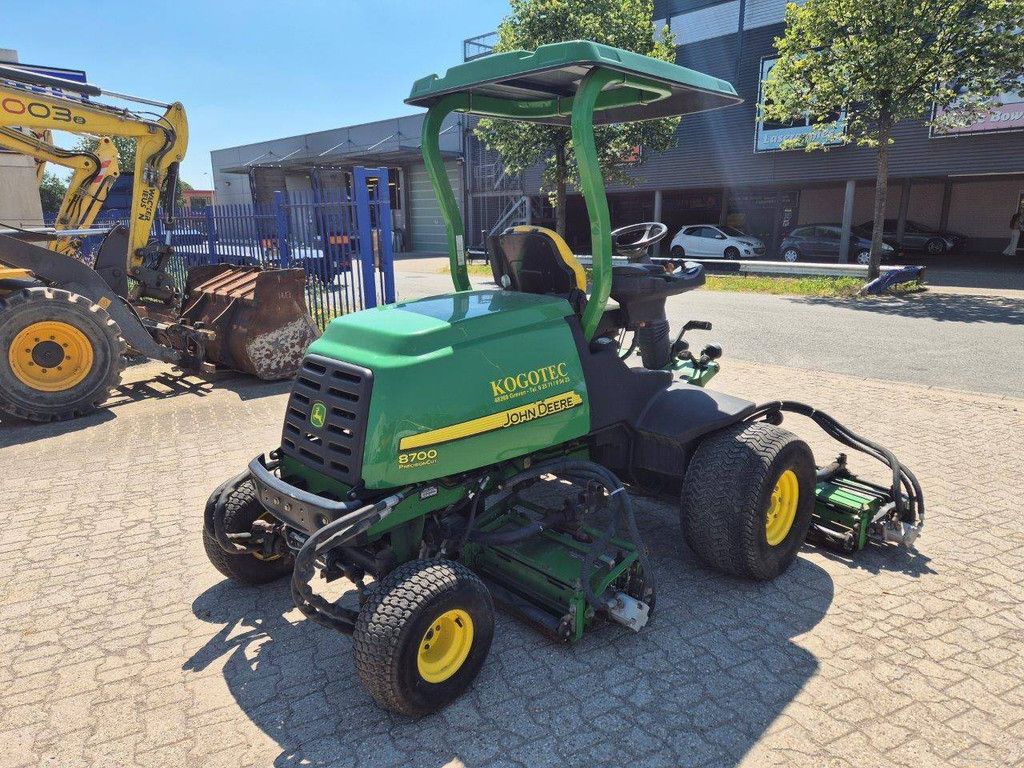 John Deere 8700 PC FM Diesel-Aufsitzmäher