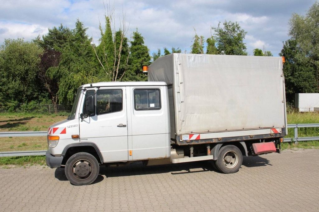 Bakwagen Vrachtwagen Mercedes-Benz 670.3 Diesel