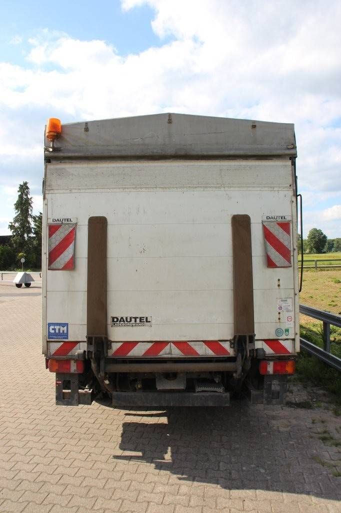Bakwagen Vrachtwagen Mercedes-Benz 670.3 Diesel