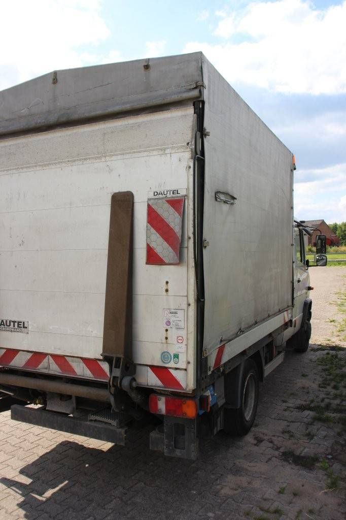 Bakwagen Vrachtwagen Mercedes-Benz 670.3 Diesel