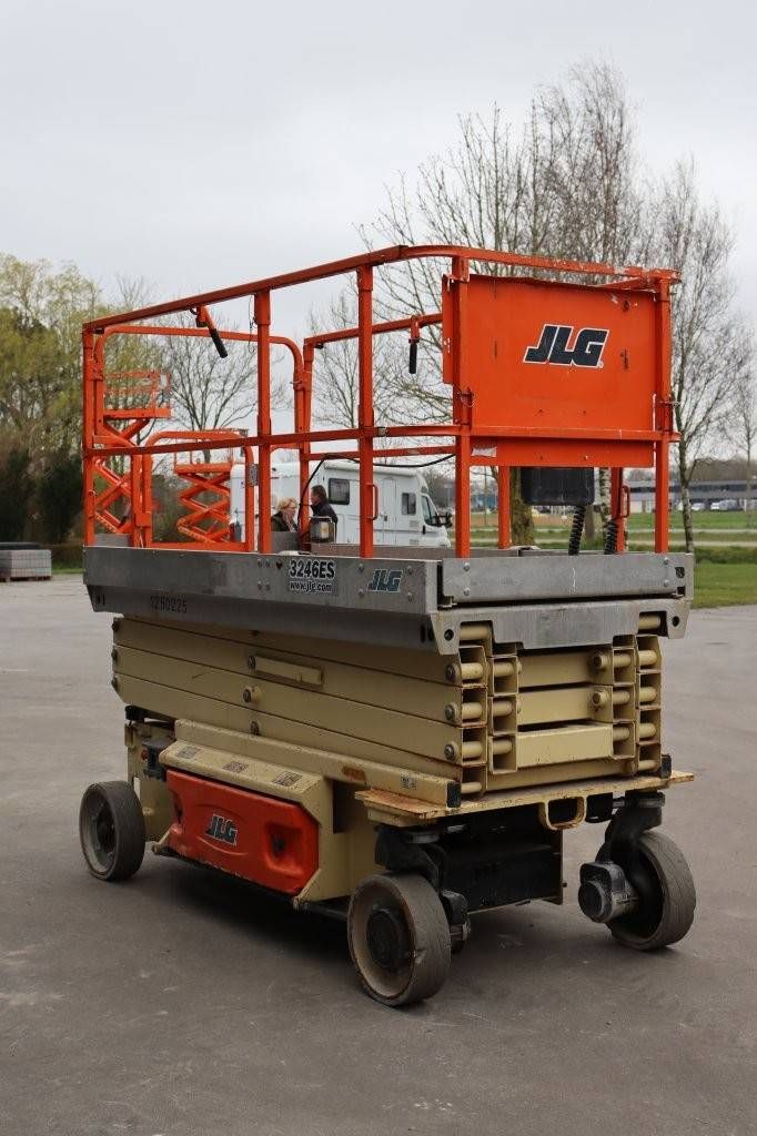 JLG 3246ES Elektrische Scherenbühne 11,68 m 2014