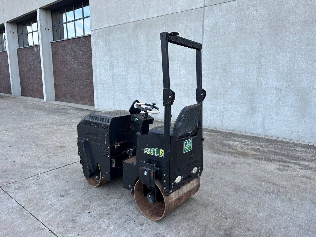 Tandem vibrating roller DAX 1.5 Diesel