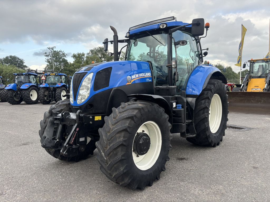 NEW HOLLAND T7.200 RC