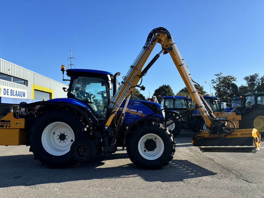 NEW HOLLAND T7.210 AC + Herder Grenadier