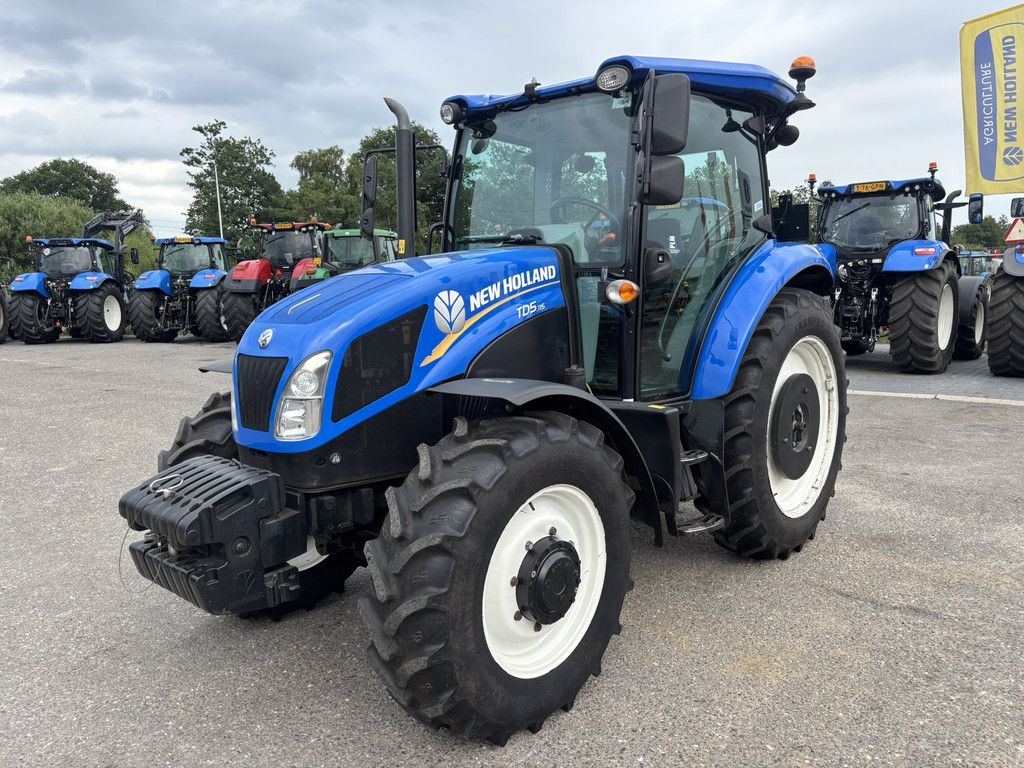 NEW HOLLAND TD 5.115