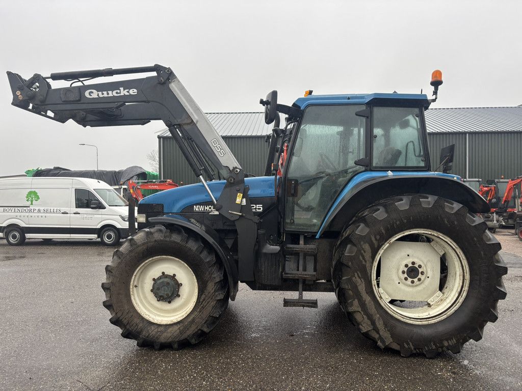 NEW HOLLAND TM125 COMFORT RIDE