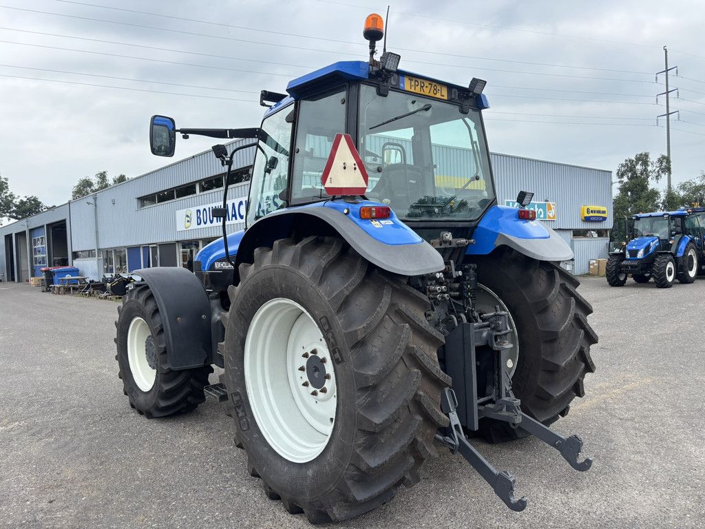 NEW HOLLAND TM150 RC