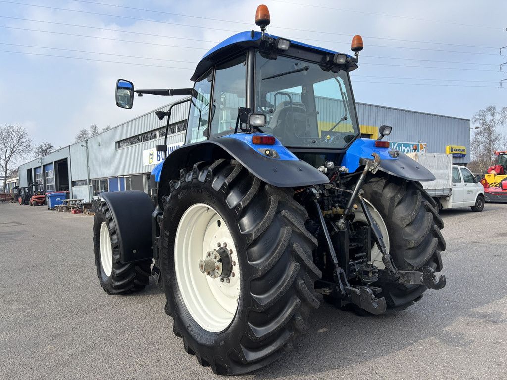 NEW HOLLAND TM 190