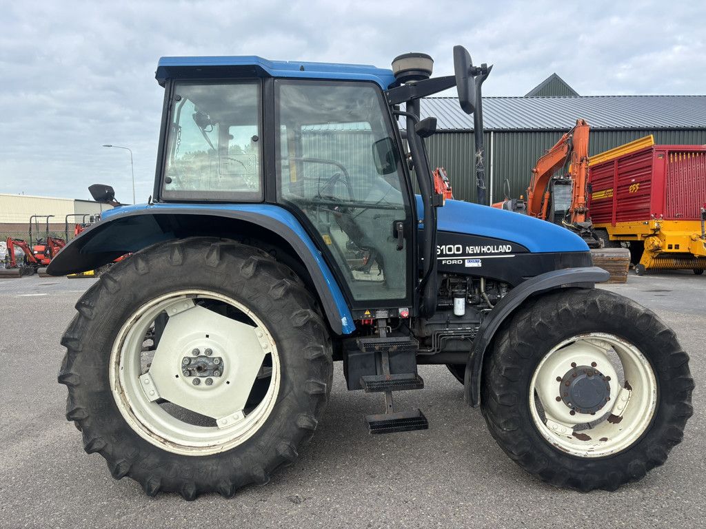NEW HOLLAND TS100