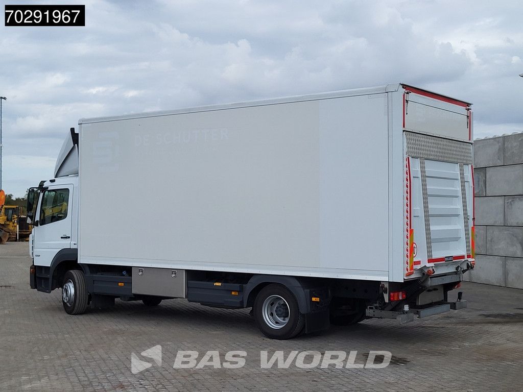 Mercedes Atego Atego 1221 4X2 1500kg Ladebordwand Automatic Navi Euro 6