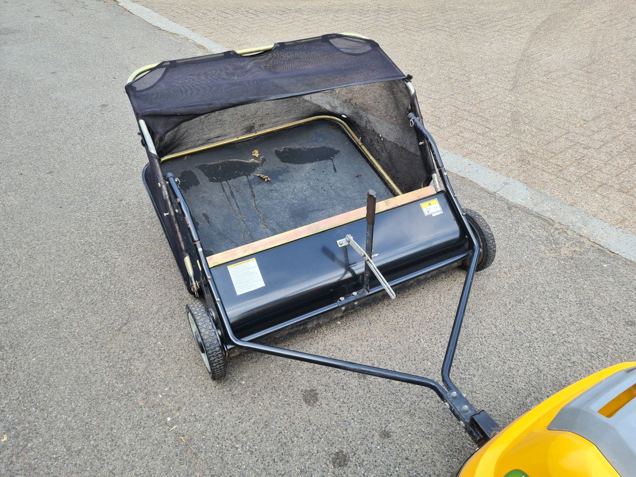 Bladveger opraapwagen voor achter de zitmaaier.